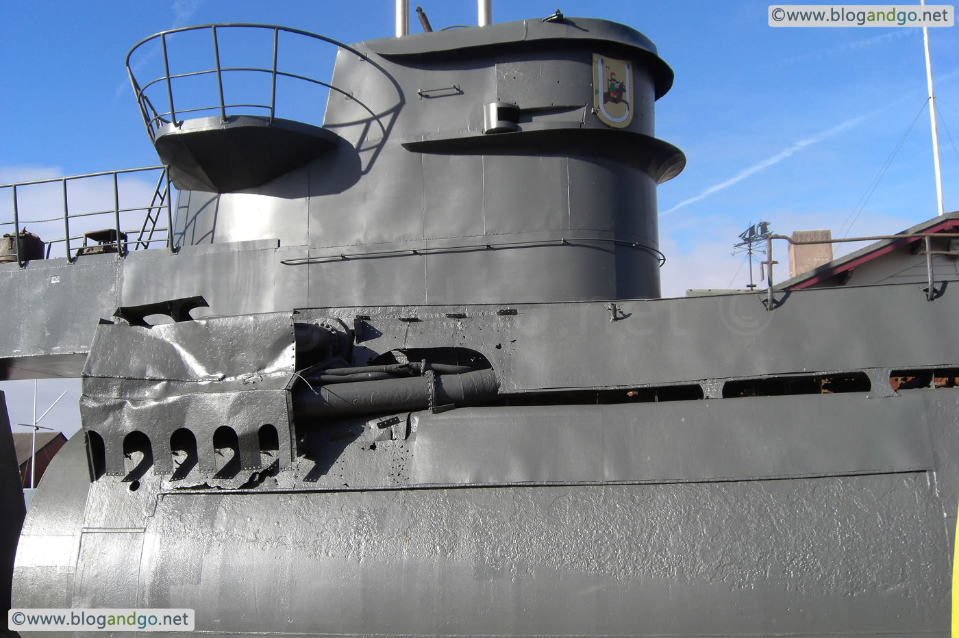 U534 - Side view of the conning tower